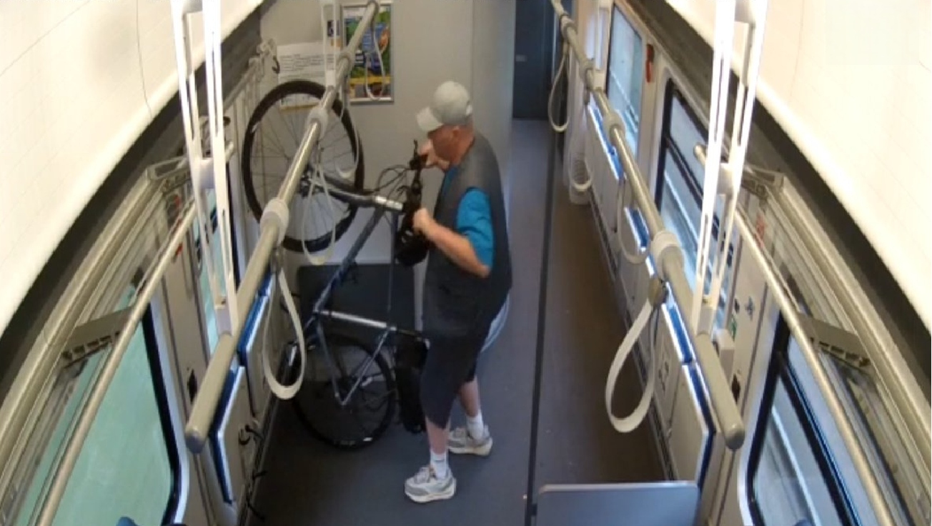 Kradzież roweru w pociągu na stacji Dąbrowa Górnicza-Pogoria. 26 lipca 2025.