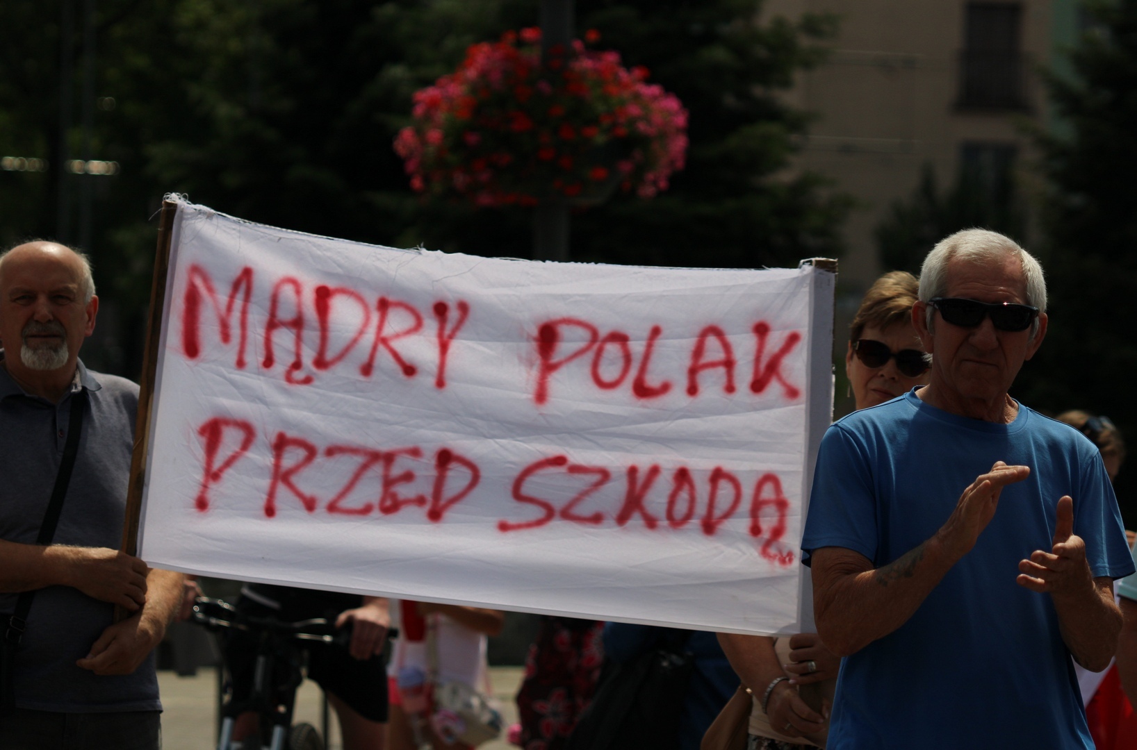 Dąbrowa Górnicza. Manifestacja pod hasłem: „Stop imigracji”. 19 lipca 2025.