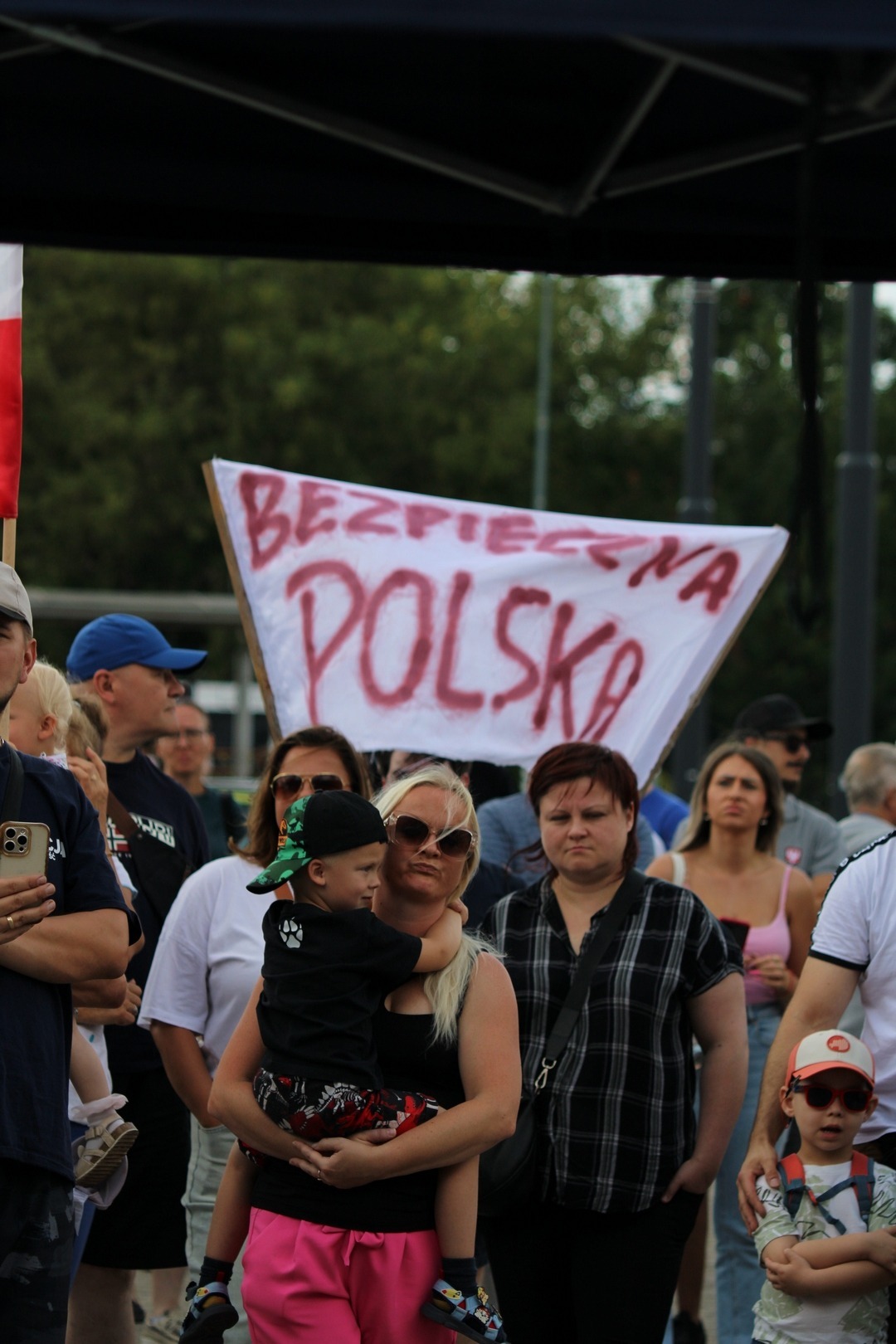Dąbrowa Górnicza. Manifestacja pod hasłem: „Stop imigracji”. 19 lipca 2025.