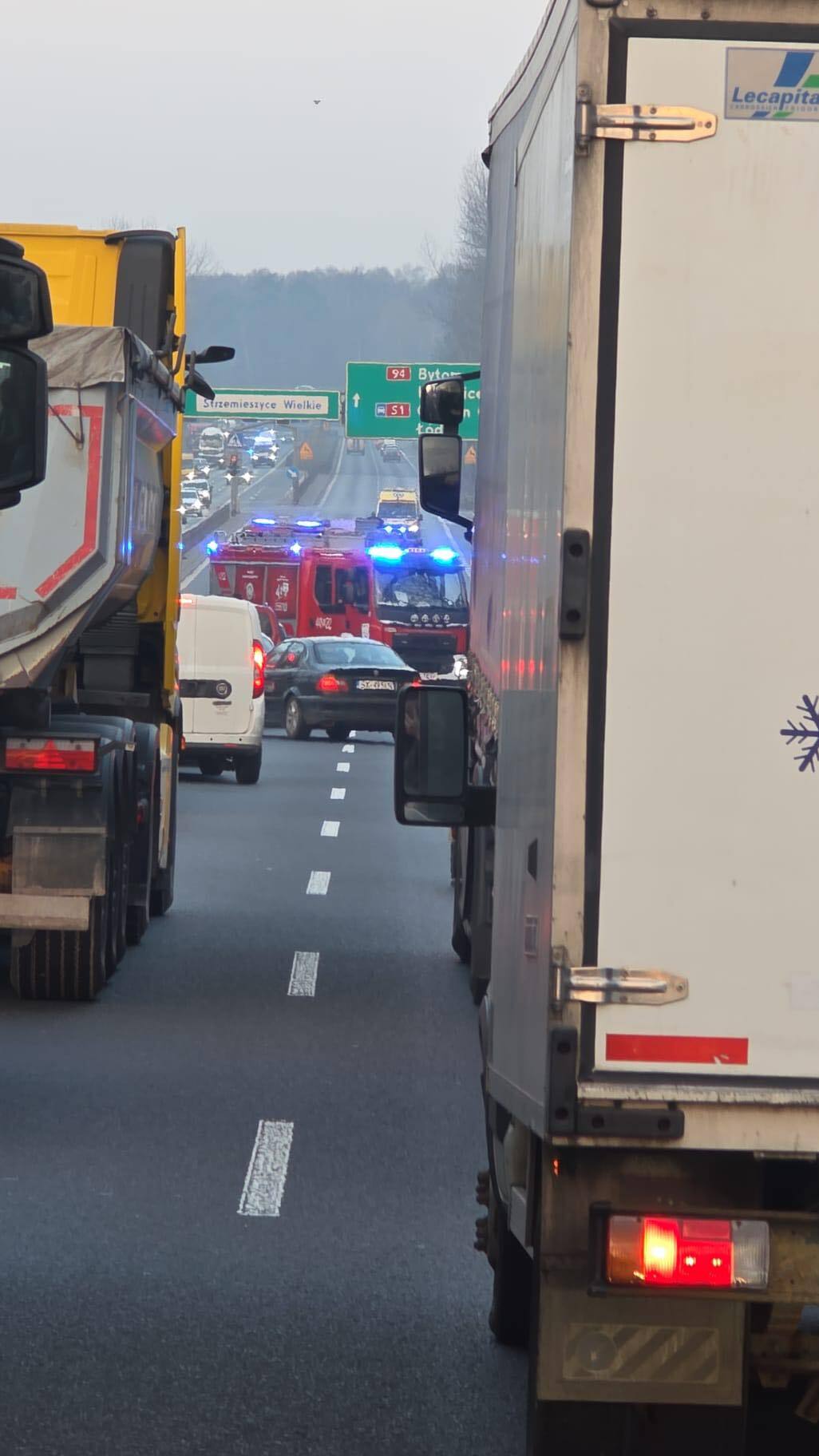 Dąbrowa Górnicza-Strzemieszyce. Karambol na DK94. 11 marca 2026