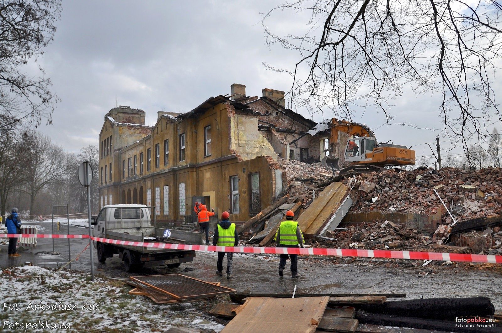 Dąbrowa Górnicza-Strzemieszyce. Dworzec Iwanogrodzki (Dębliński, Radomski); 8 stycznia 2016