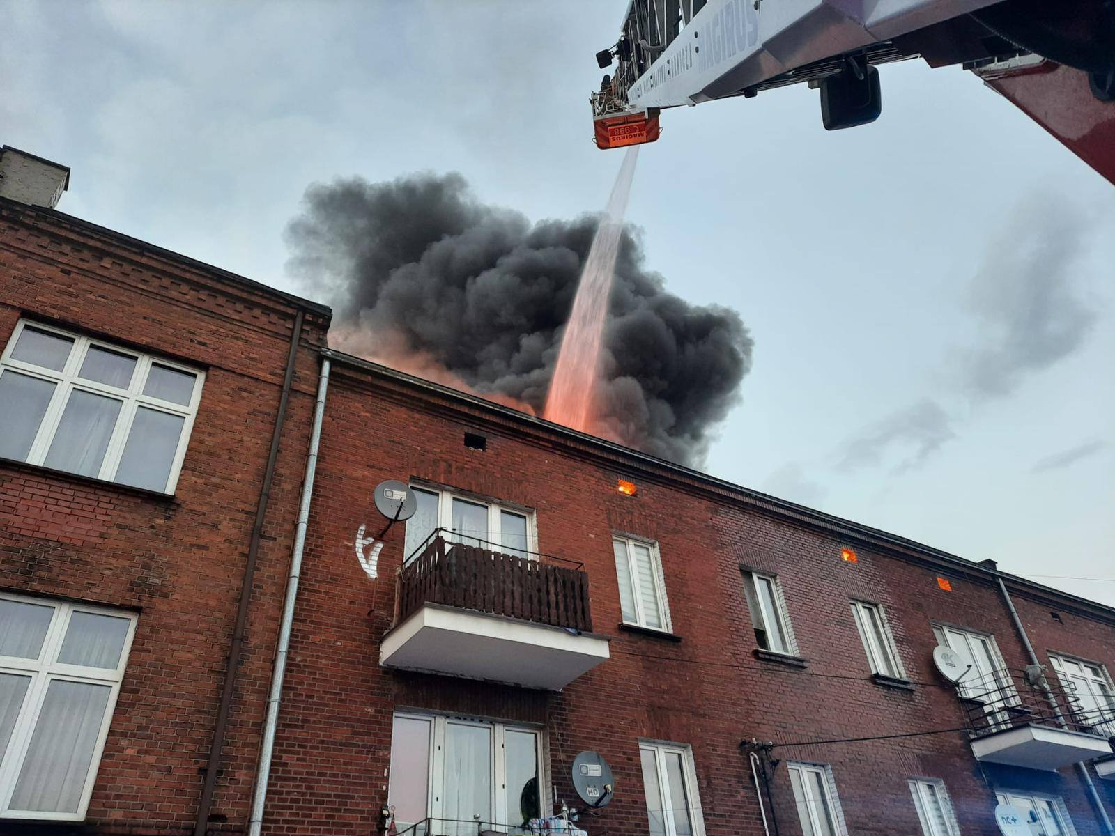 Dąbrowa Górnicza-Strzemieszyce. Pożar przy ulicy Warszawskiej 74. 10 marca 2026