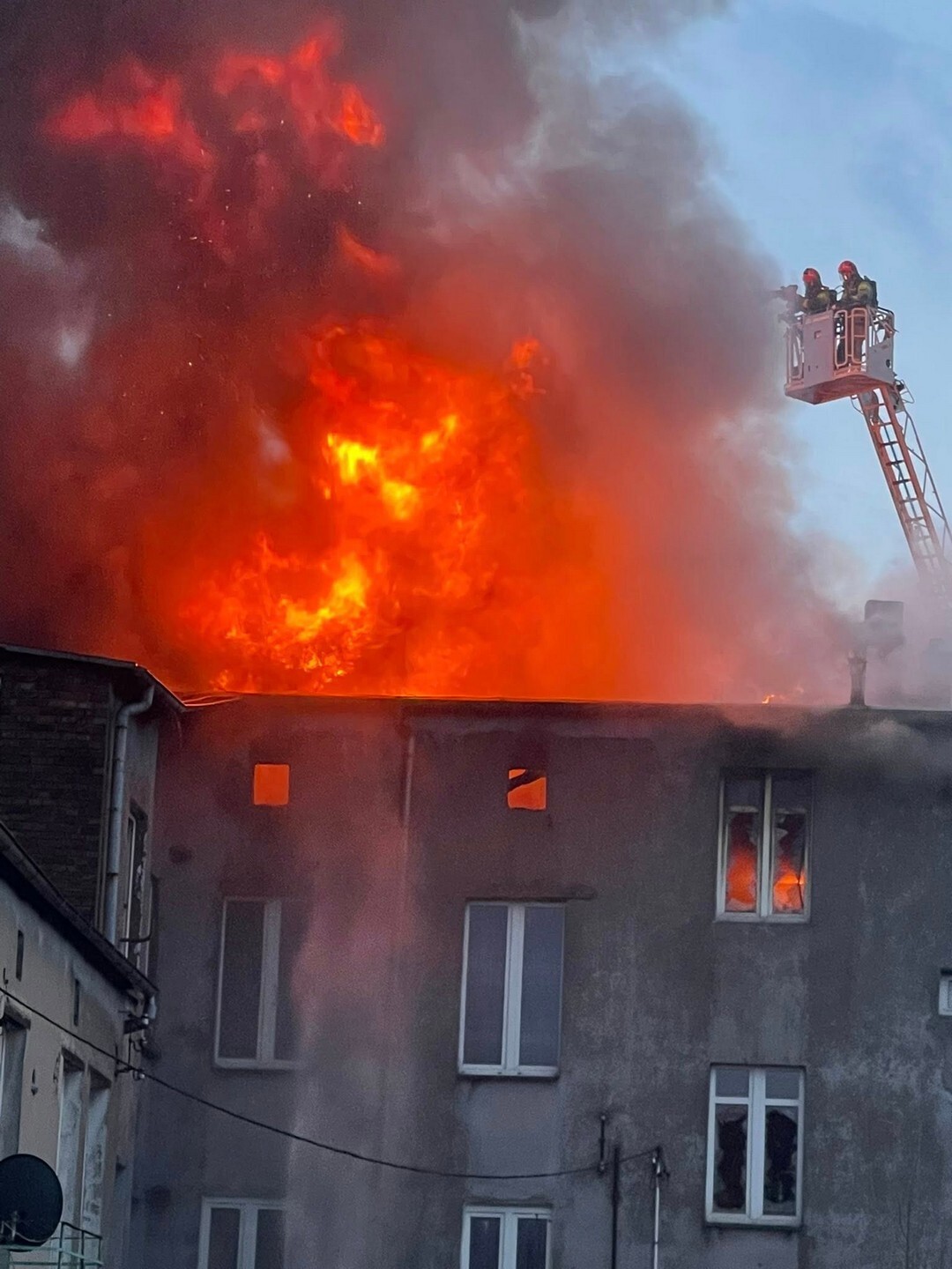 Dąbrowa Górnicza-Strzemieszyce. Pożar przy ulicy Warszawskiej 74. 10 marca 2026