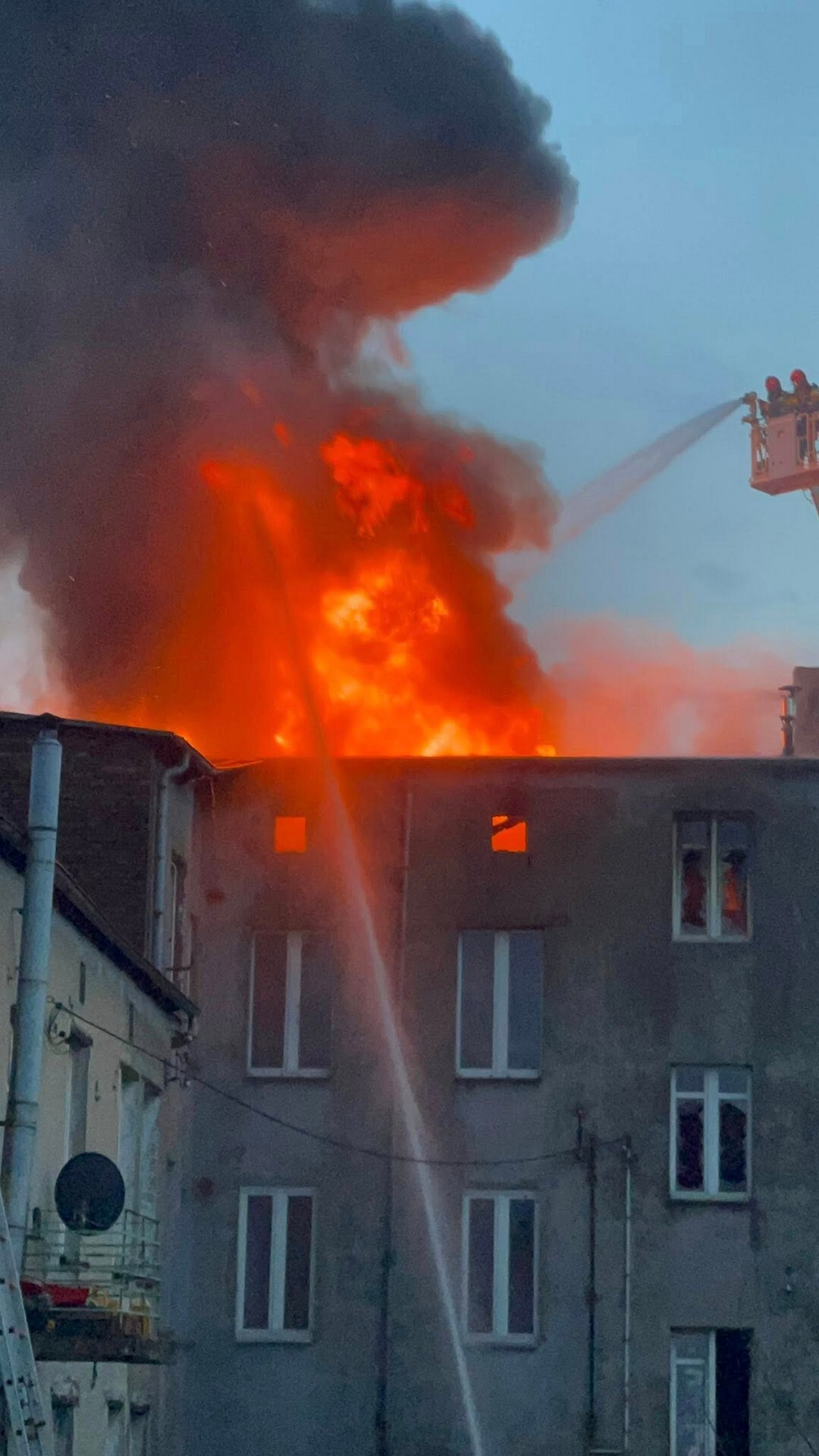 Dąbrowa Górnicza-Strzemieszyce. Pożar przy ulicy Warszawskiej 74. 10 marca 2026