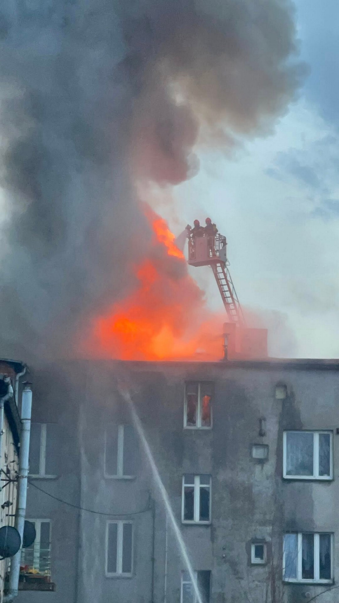 Dąbrowa Górnicza-Strzemieszyce. Pożar przy ulicy Warszawskiej 74. 10 marca 2026