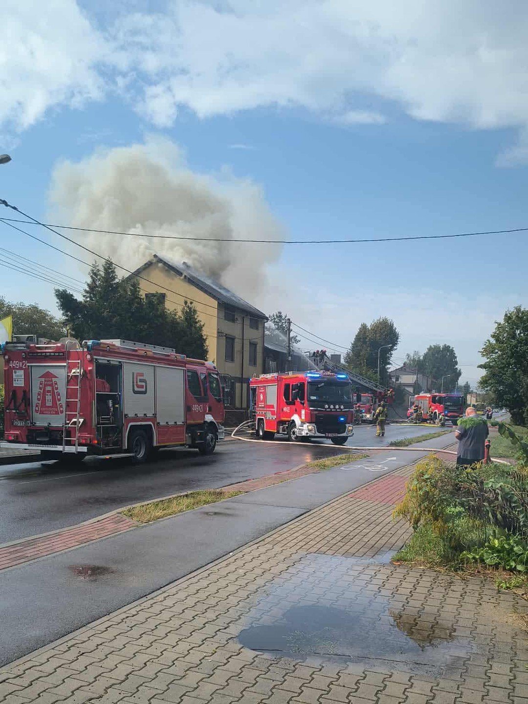 Dąbrowa Górnicza-Strzemieszyce Wielkie. Pożar przy ul. Oddziału AK Ordona. 8 września 2025.