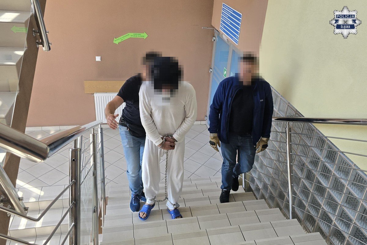 Dąbrowa Górnicza. Zatrzymanie 41-latka podejrzanego o zabójstwo 87-latki. 22 sierpnia 2025.