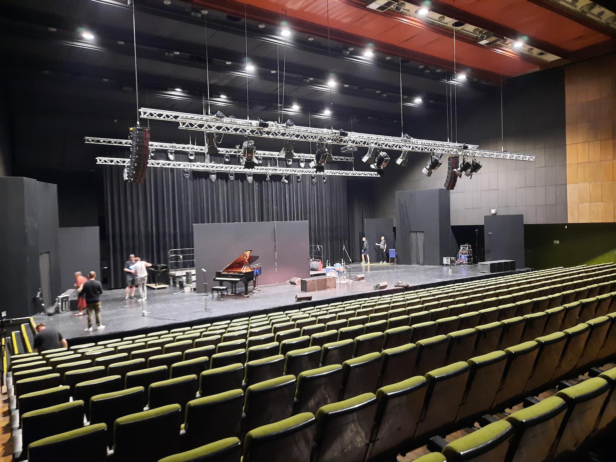 Dezember Palast, sala widowiskowa. Fot. Katarzyna Pachelska