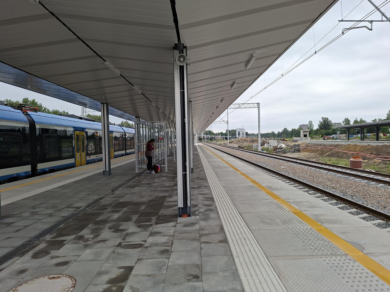 Dworze Ligota Katowice pociag 4