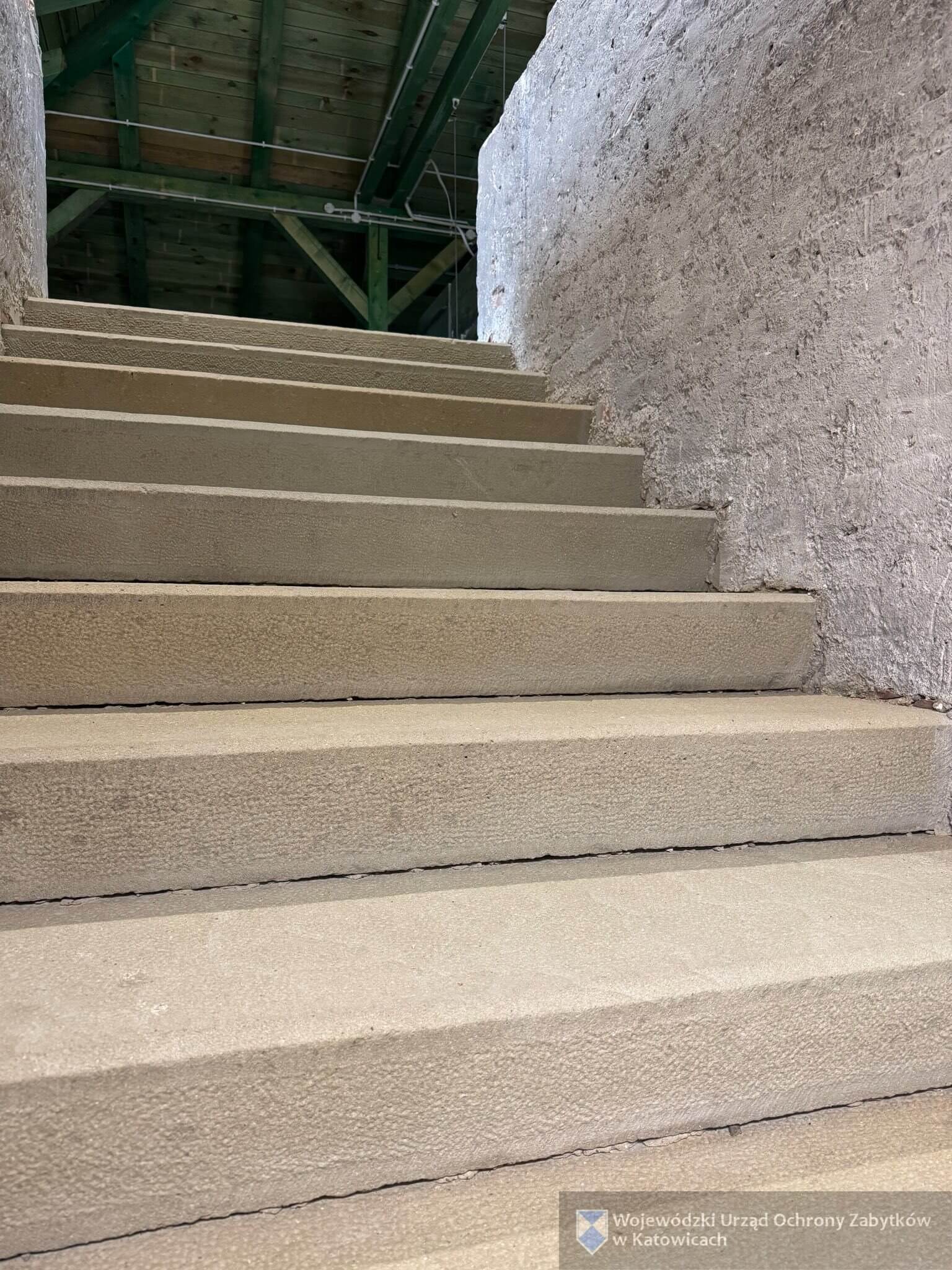 Konserwacja kamiennych schodów