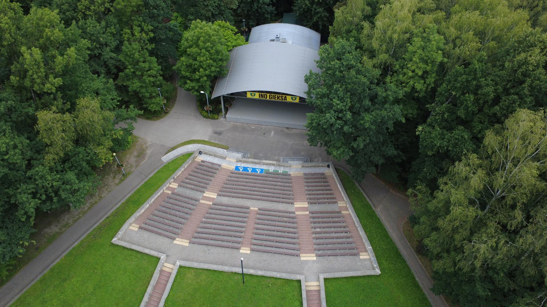 Dzięki modernizacji amfiteatr zyskał zadaszenie