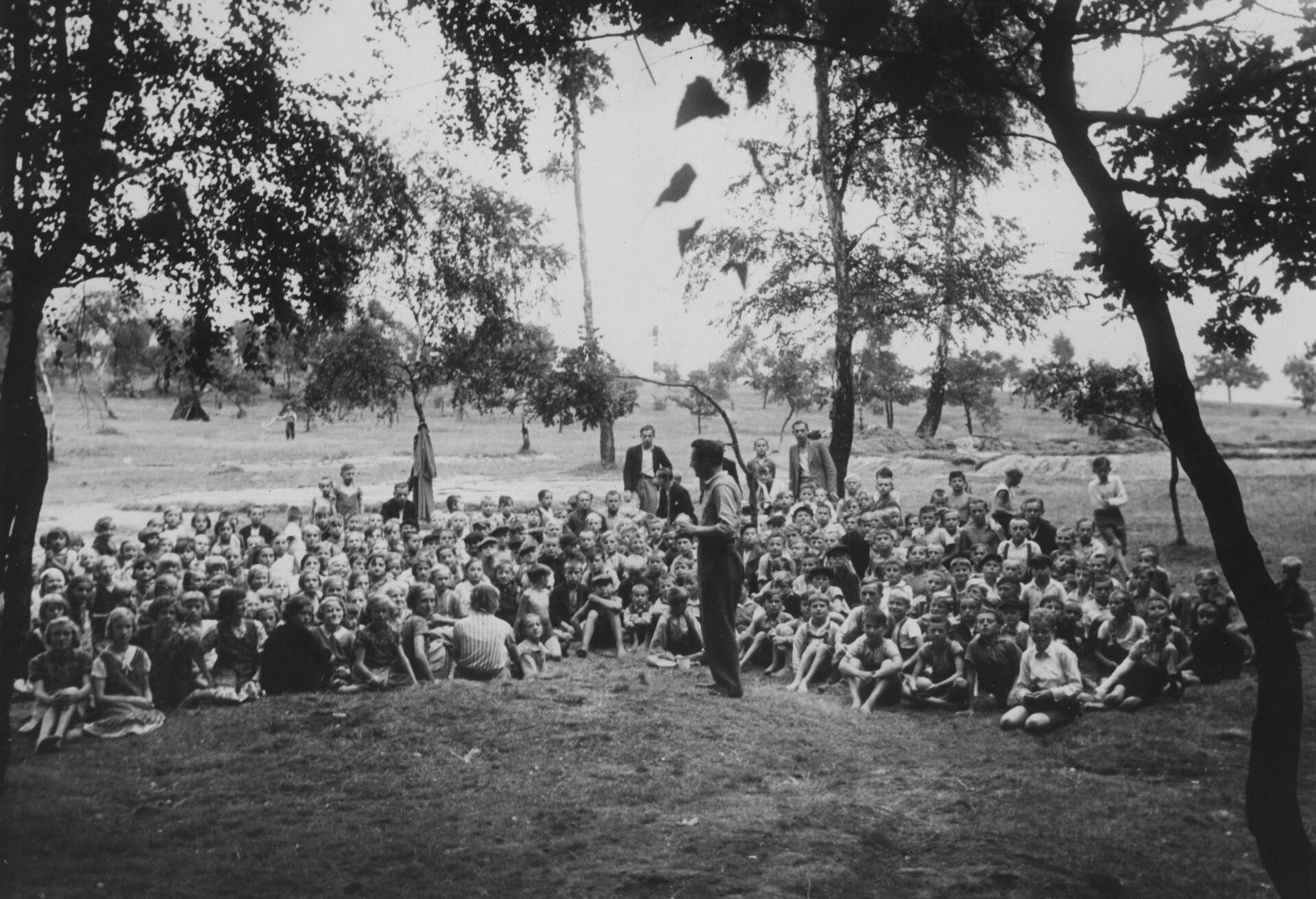 Półkolonie w Dolinie Szwajcarskiej w 1937 roku