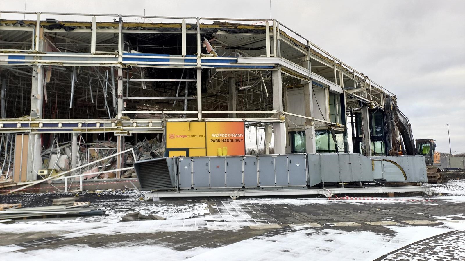 Europa Centralna, rozbiórka galerii handlowej