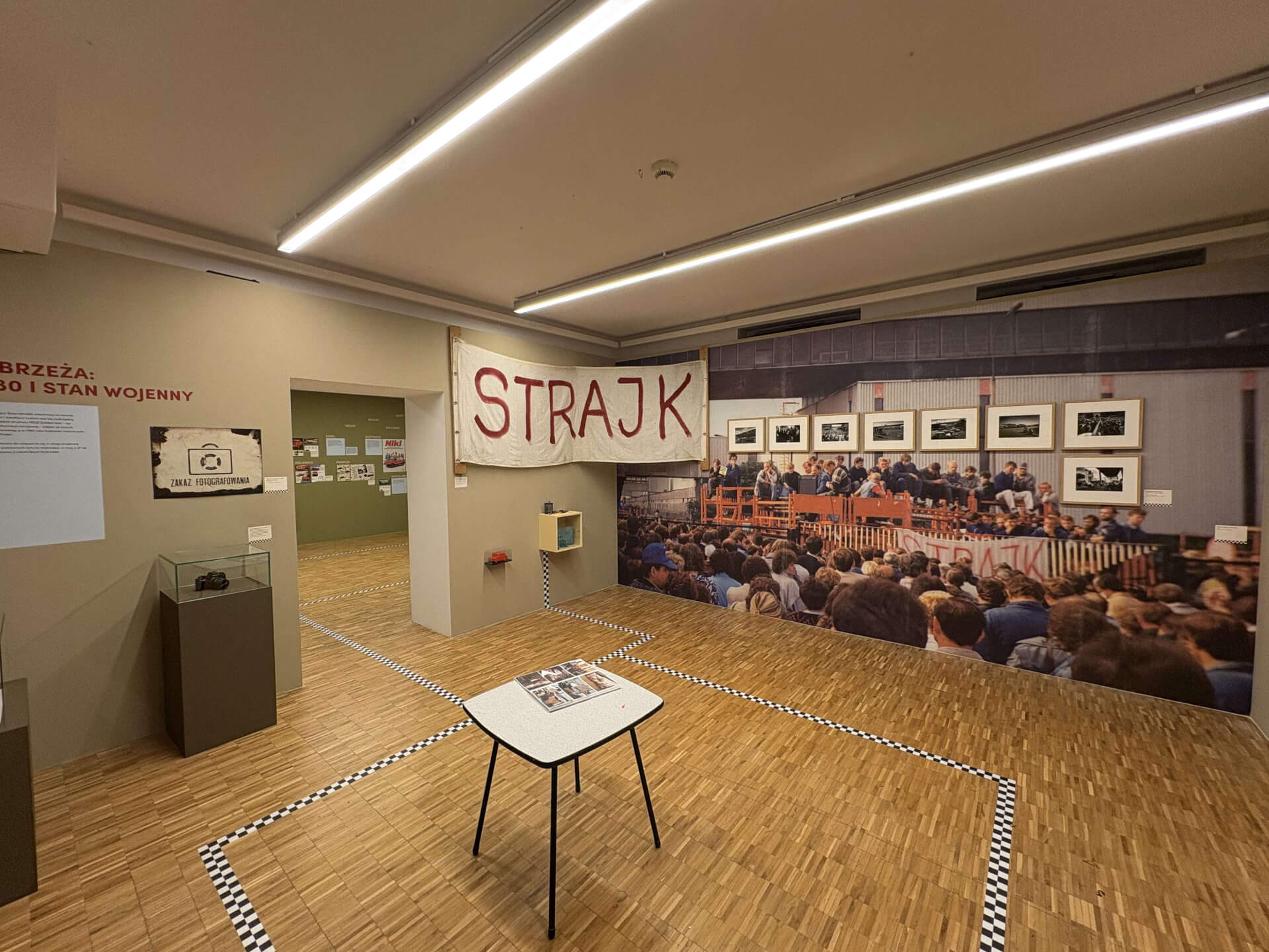 „Pracuj z nami, ucz się u nas, baw się z nami!”