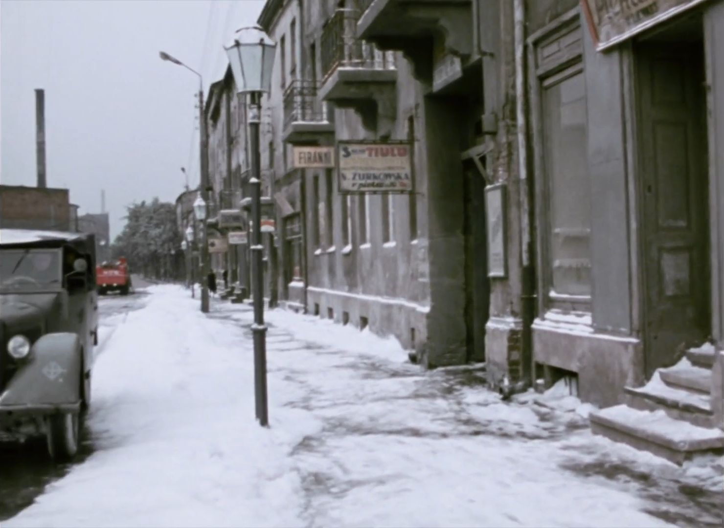 Film Dokument Mur Krecenie Filmu Mur The Wall 1982 Sosnowiec Konstantynow Ul Wincentego Pstrowskiego Ob Ul Stanislawa Staszica Zrodlo Film Dokument Mur at TVP 1980 03