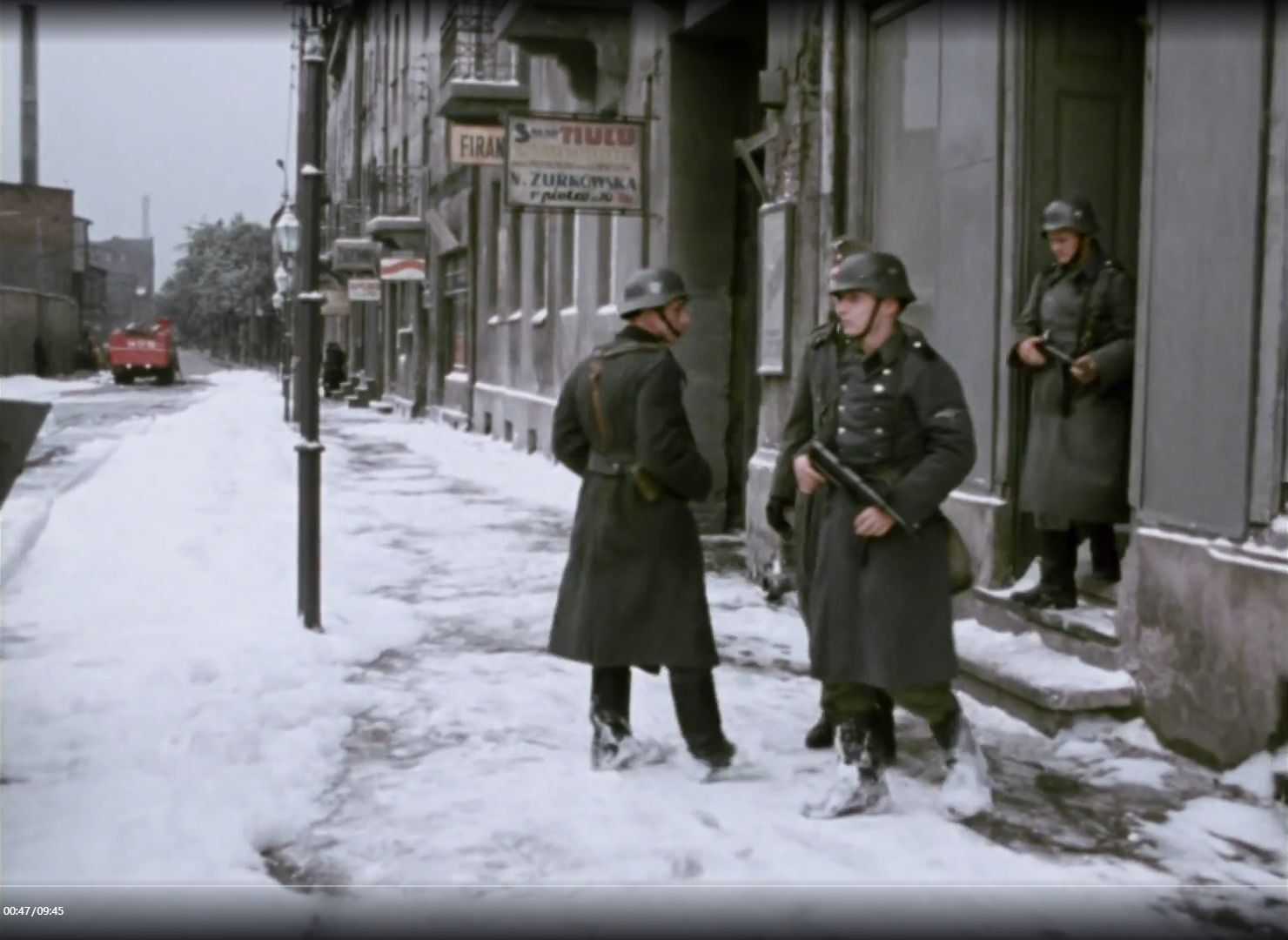 Kręcenie filmu „Mur” („The Wall”, 1982) na ulicach Sosnowca-Konstantynowa (ulica Wincentego Pstrowskiego, obecnie Stanisława Staszica). Rok 1980