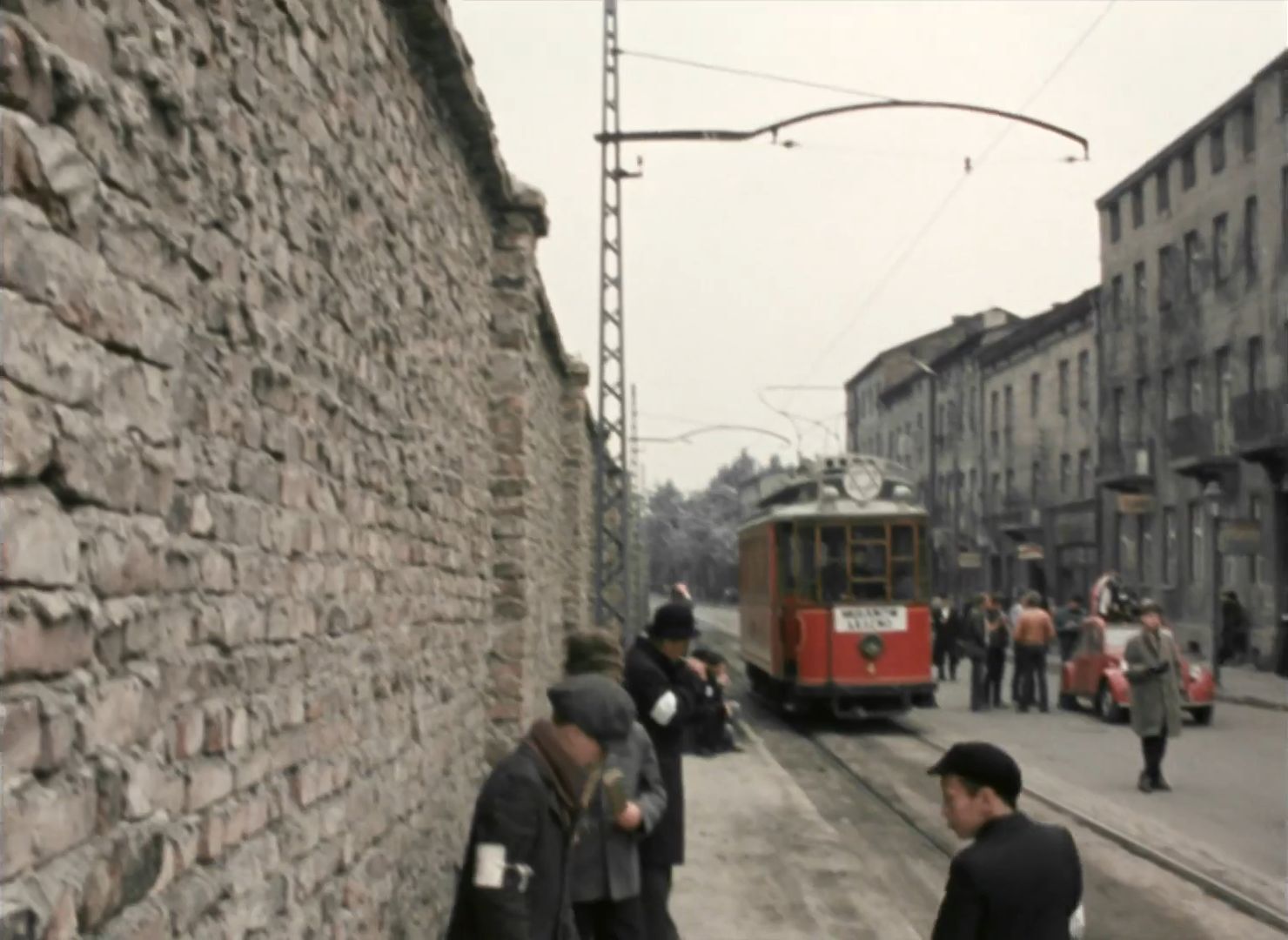 Kręcenie filmu „Mur” („The Wall”, 1982) na ulicach Sosnowca-Konstantynowa (ulica Wincentego Pstrowskiego, obecnie Stanisława Staszica). Rok 1980