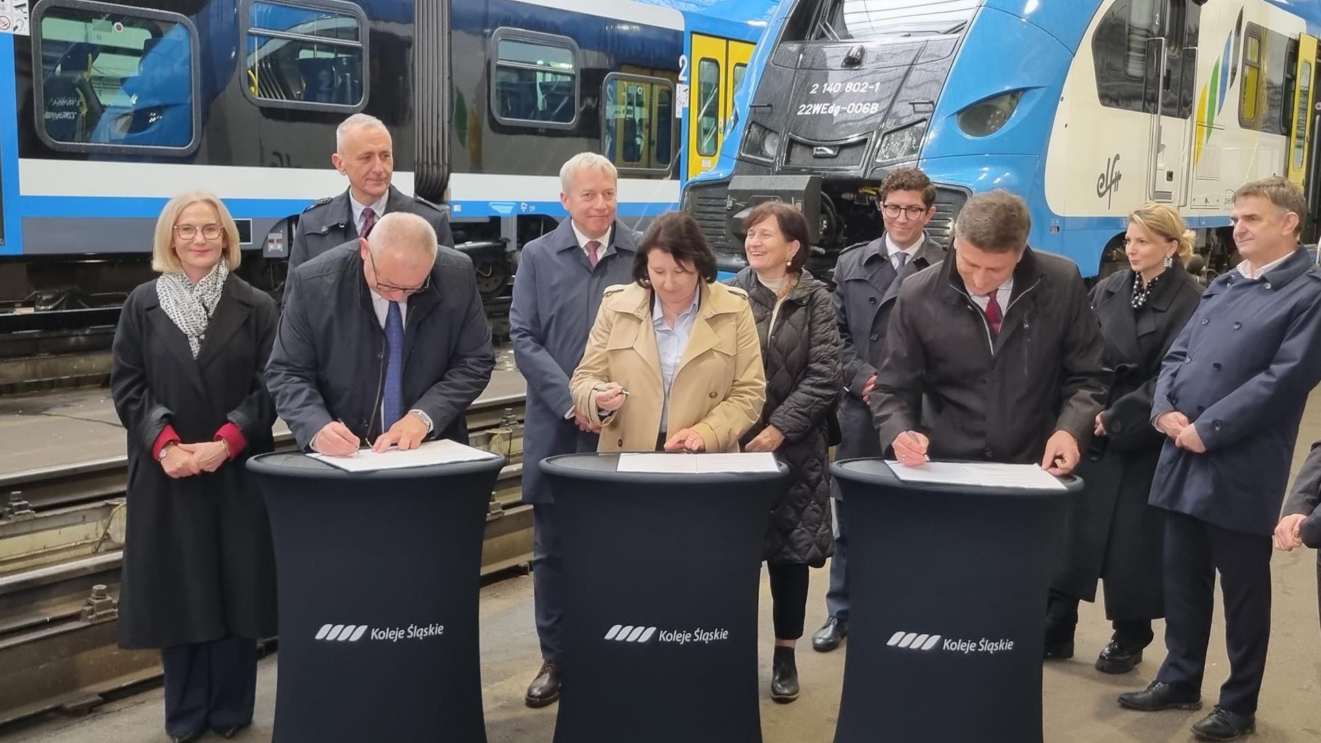 Górnicy z PGG mają znaleźć zatrudnienie w Kolejach Śląskich. 3 listopada 2025 podpisano list intencyjny