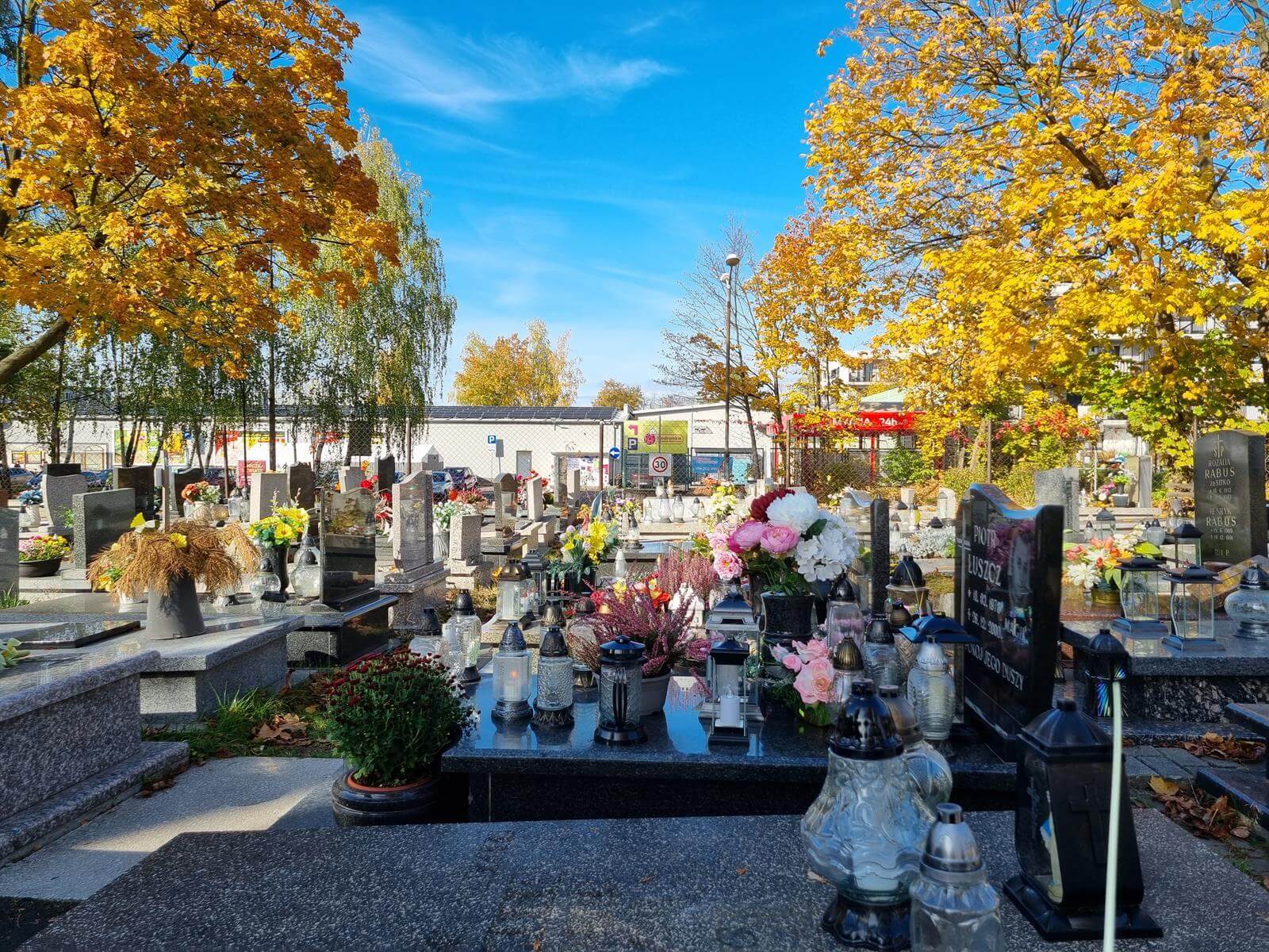 Grób Magika jest na cmentarzu w Katowicach - Bogucicach