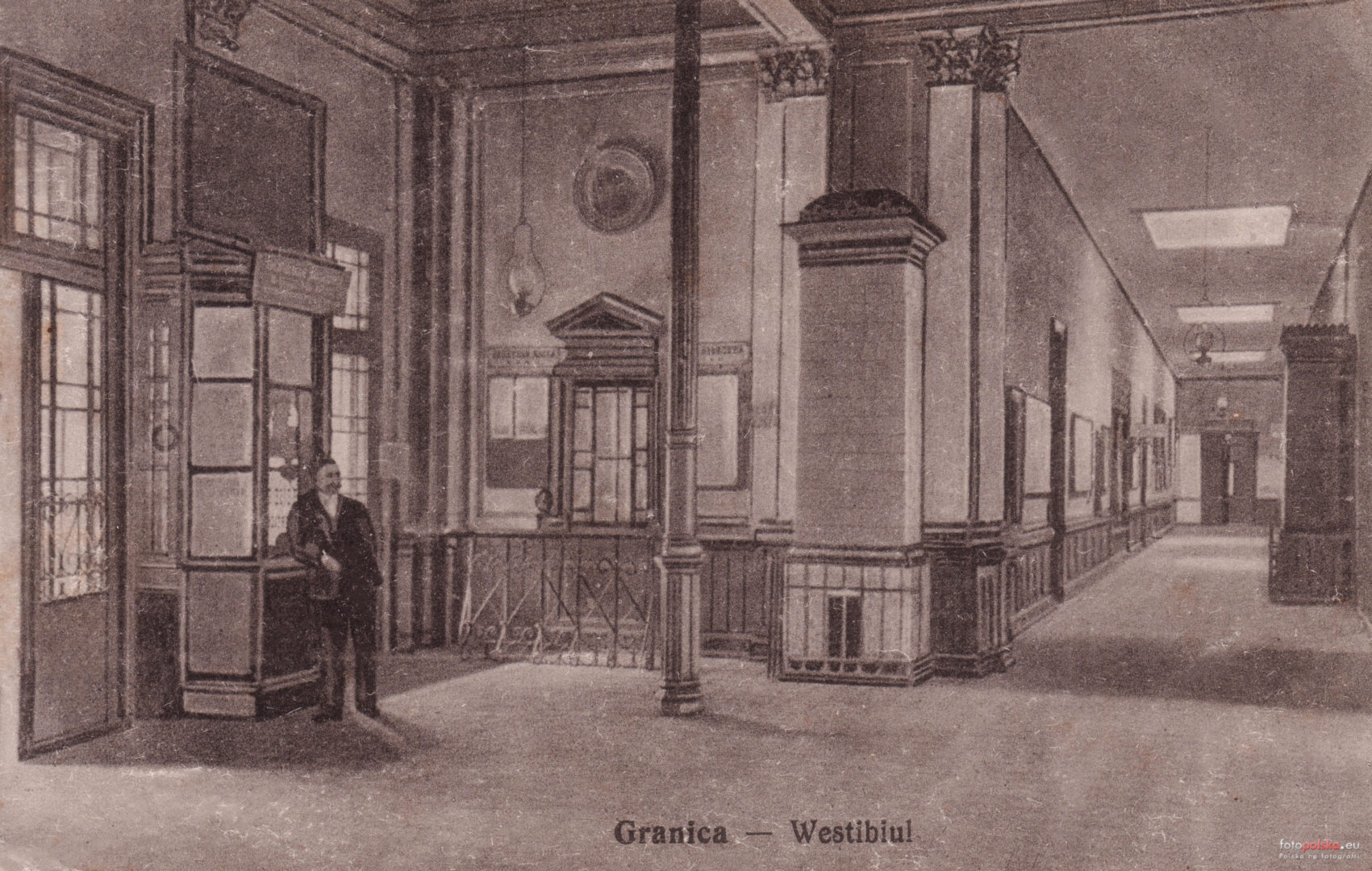 Granica (obecnie Sosnowiec, Maczki). Dworzec Kolei Warszawsko-Wiedeńskiej. Westybuł. Lata 1900-1910.