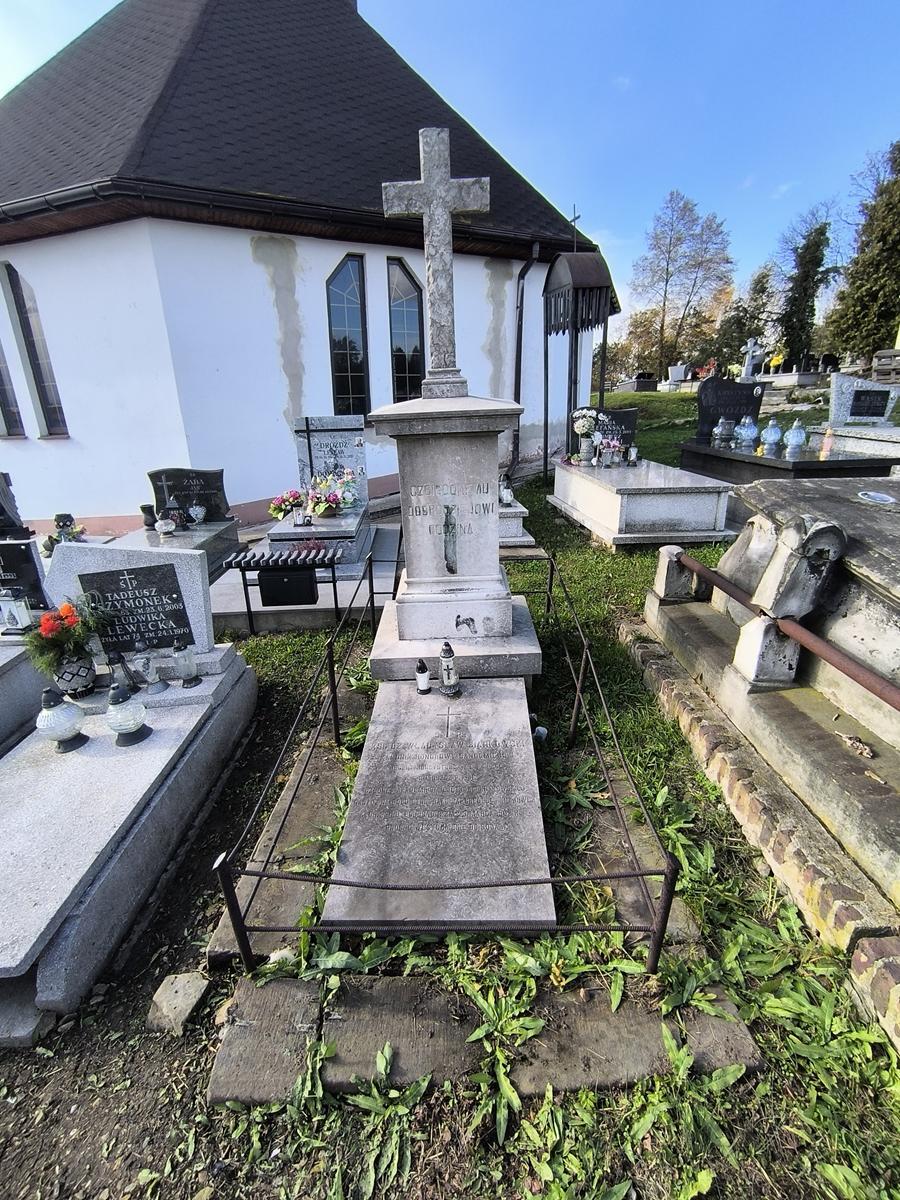 Grób ks. Siarkowskiego, cmentarz w Będzinie Grodźcu