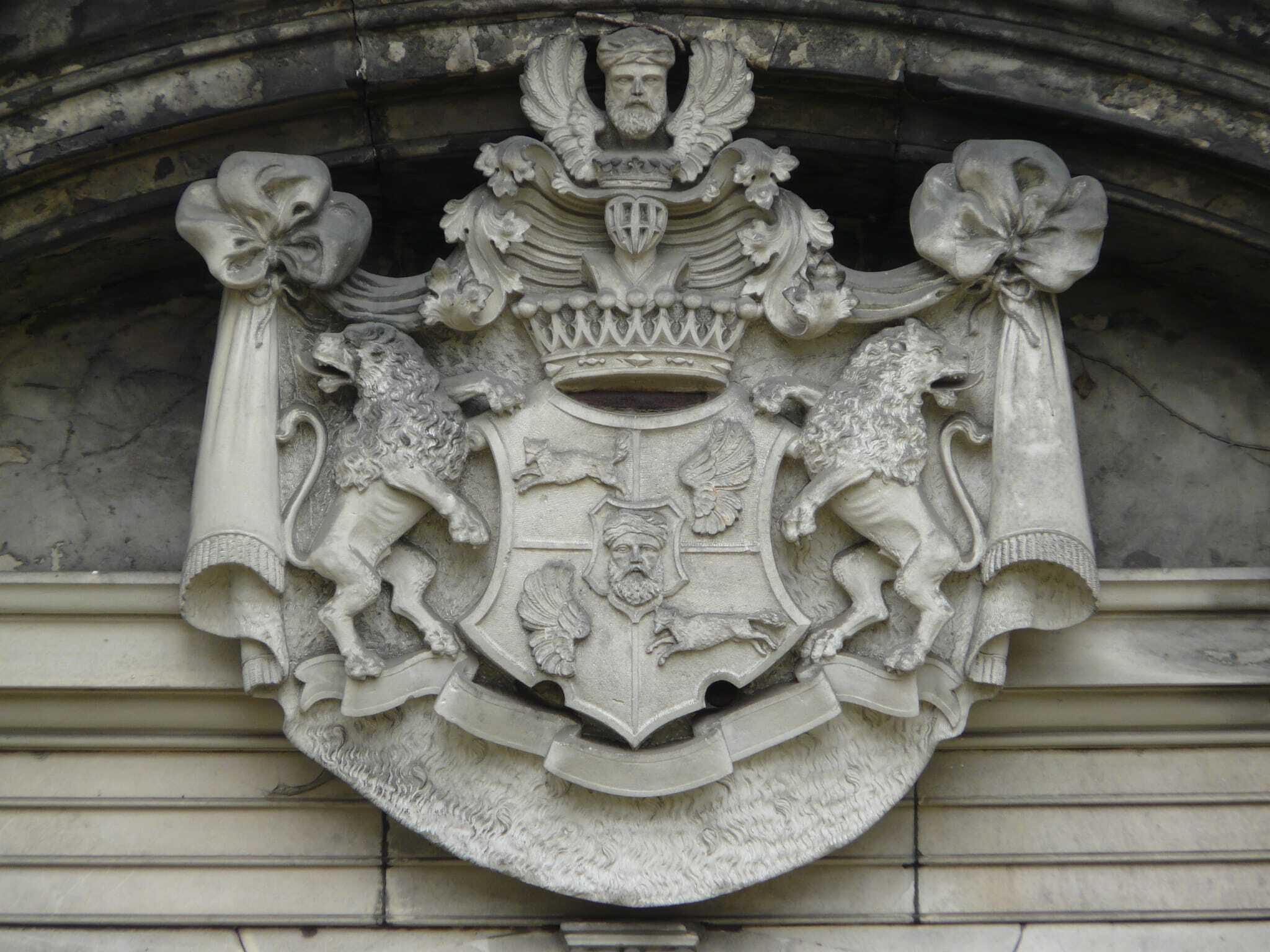 Herb Renardów w Strzelcach Op