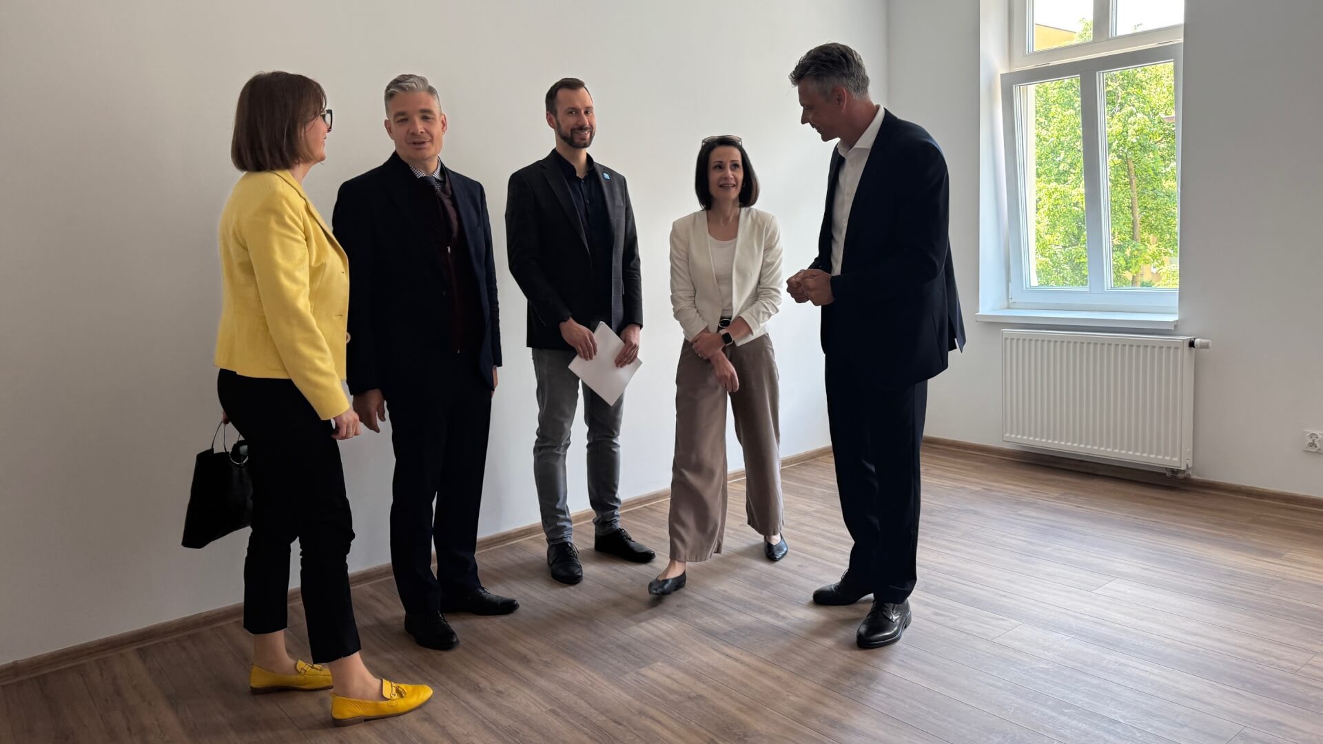 Międzynarodowa ekipa wyremontowała pustostan przy ul. Piekarskiej