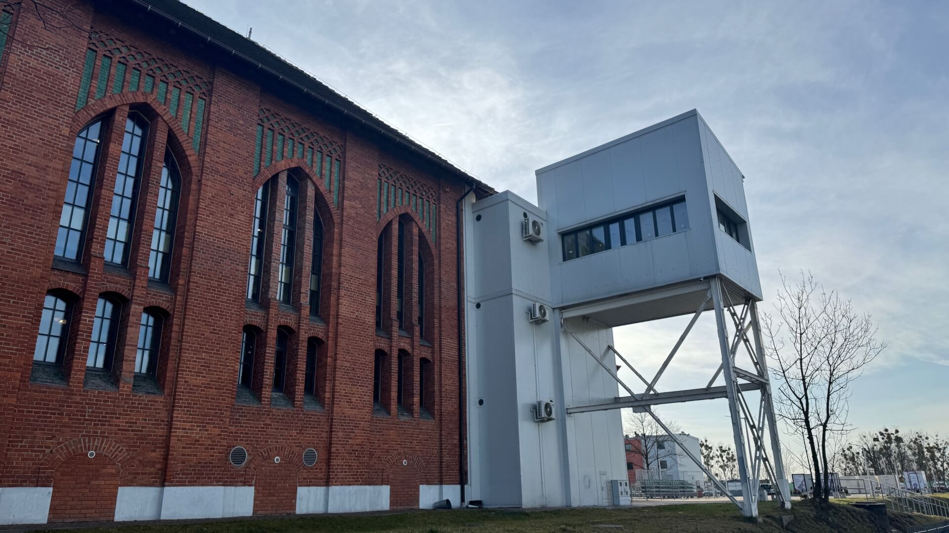 Skarpa Bytom, budynki po dawnej KWK Rozbark