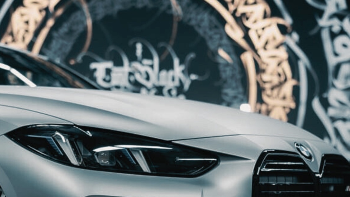 Oskar Piec z Bytomia tworzy calligraffiti