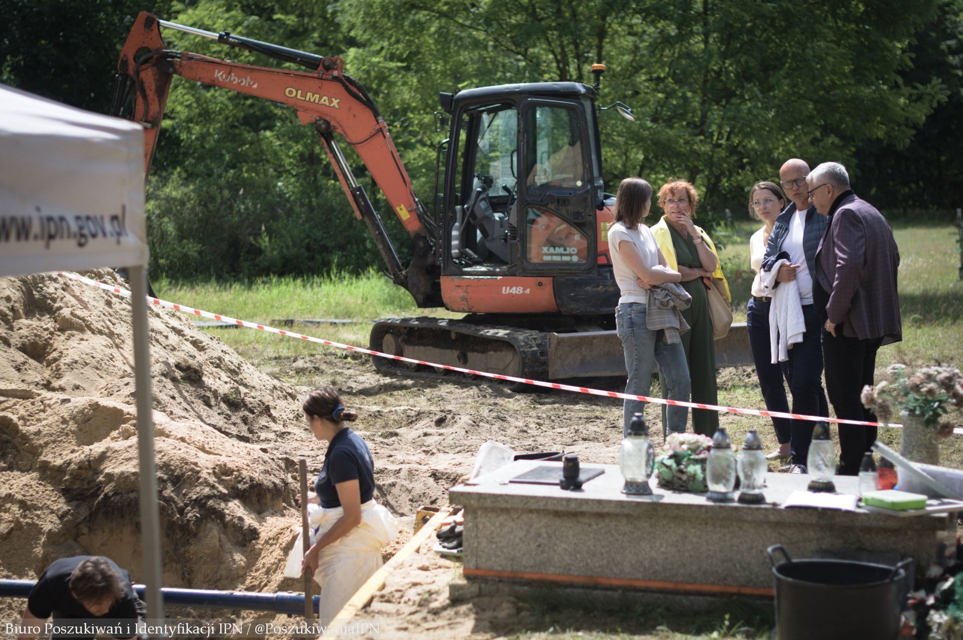 IPN Katowice bada groby ofiar z lublinieckiego szpitala 22