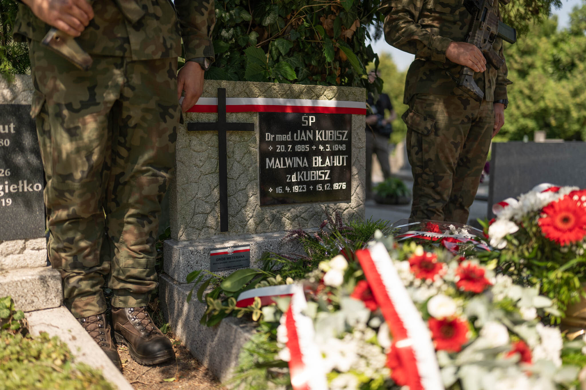 IPN Katowice uhonorował grób Jana Kubisza w Cieszynie 7