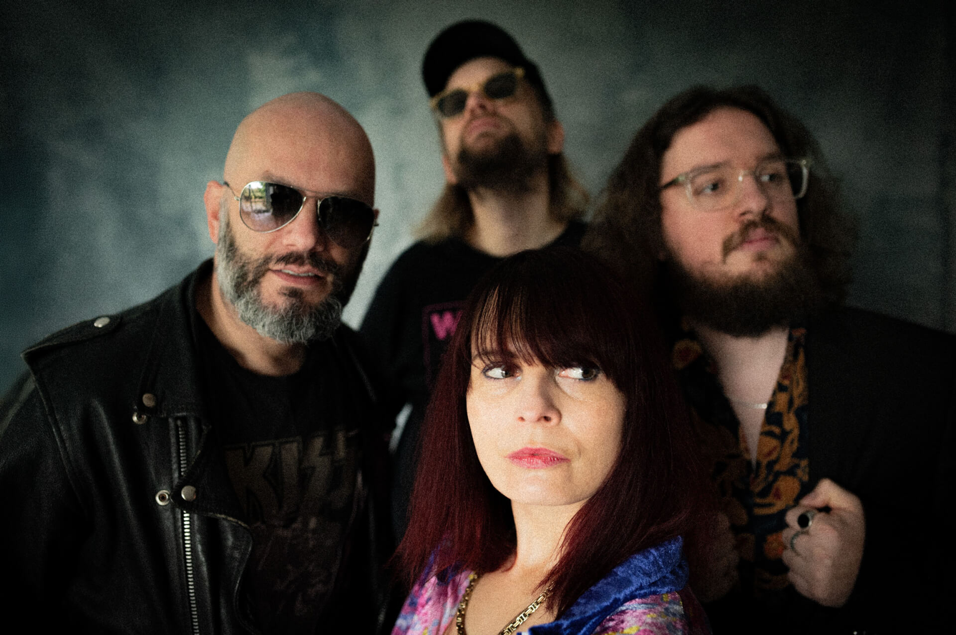 Izzy And The Black Trees 2