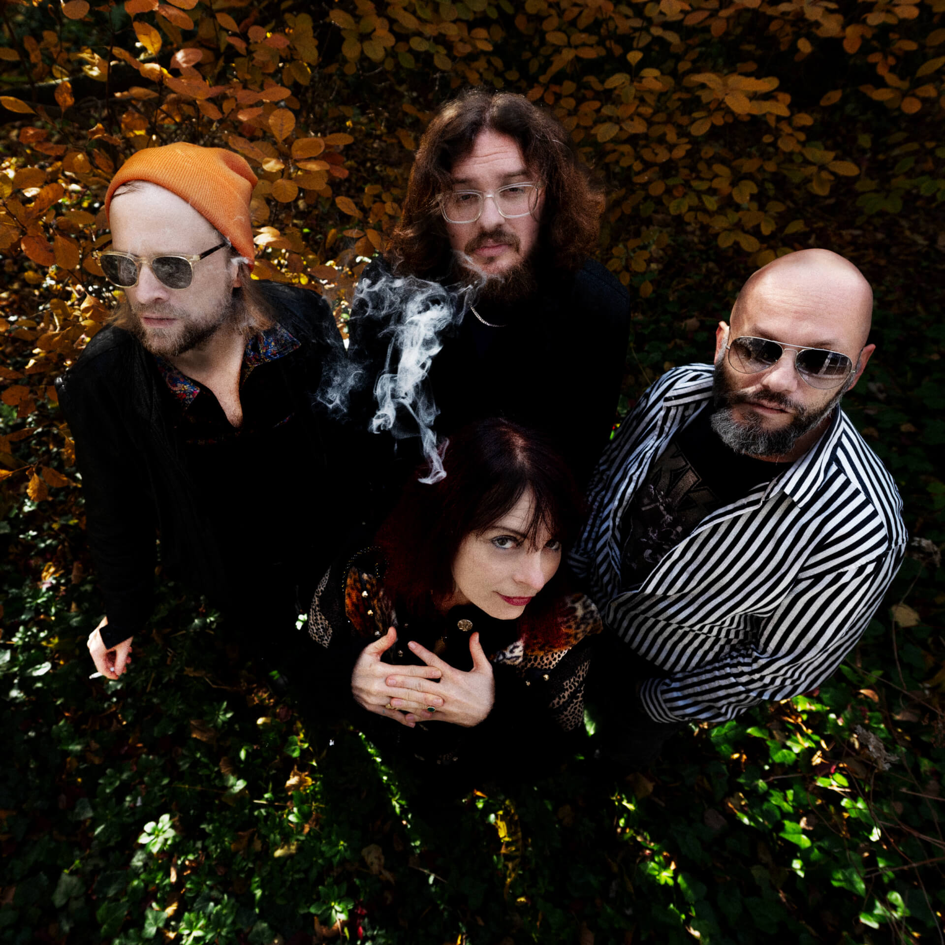 Izzy And The Black Trees zdjecie 3