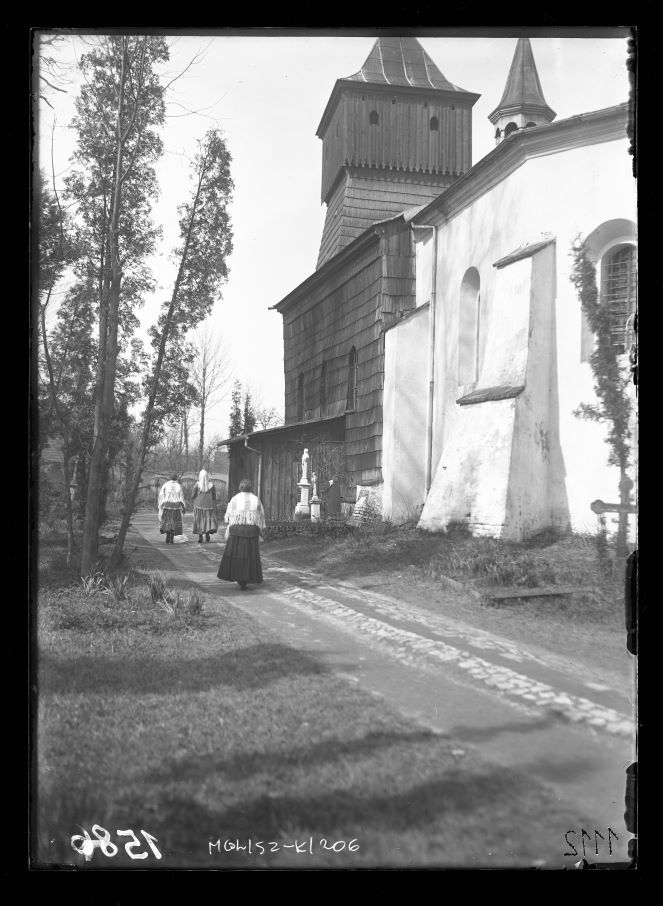 Kościół pw. św. Jerzego w Ostropie, lata 20-30. XX w., fot. Paul Otto Schau