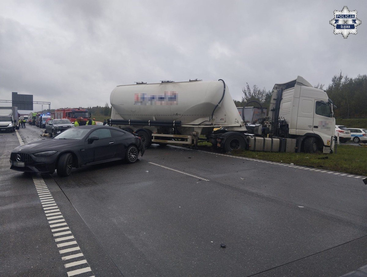 Karambol na A1 w Wierzchowisku