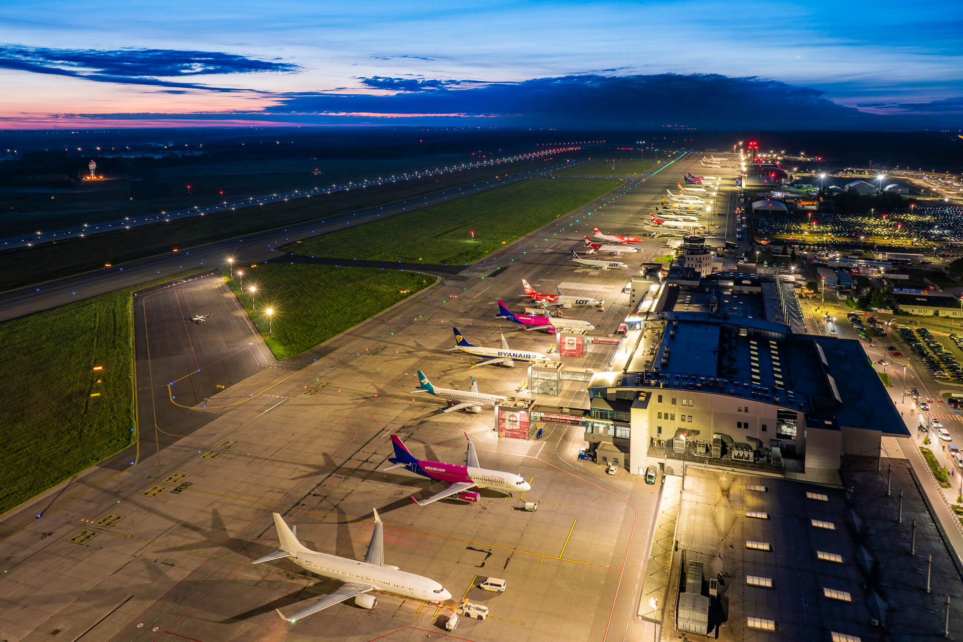 Katowice Airport kwiecien 2025