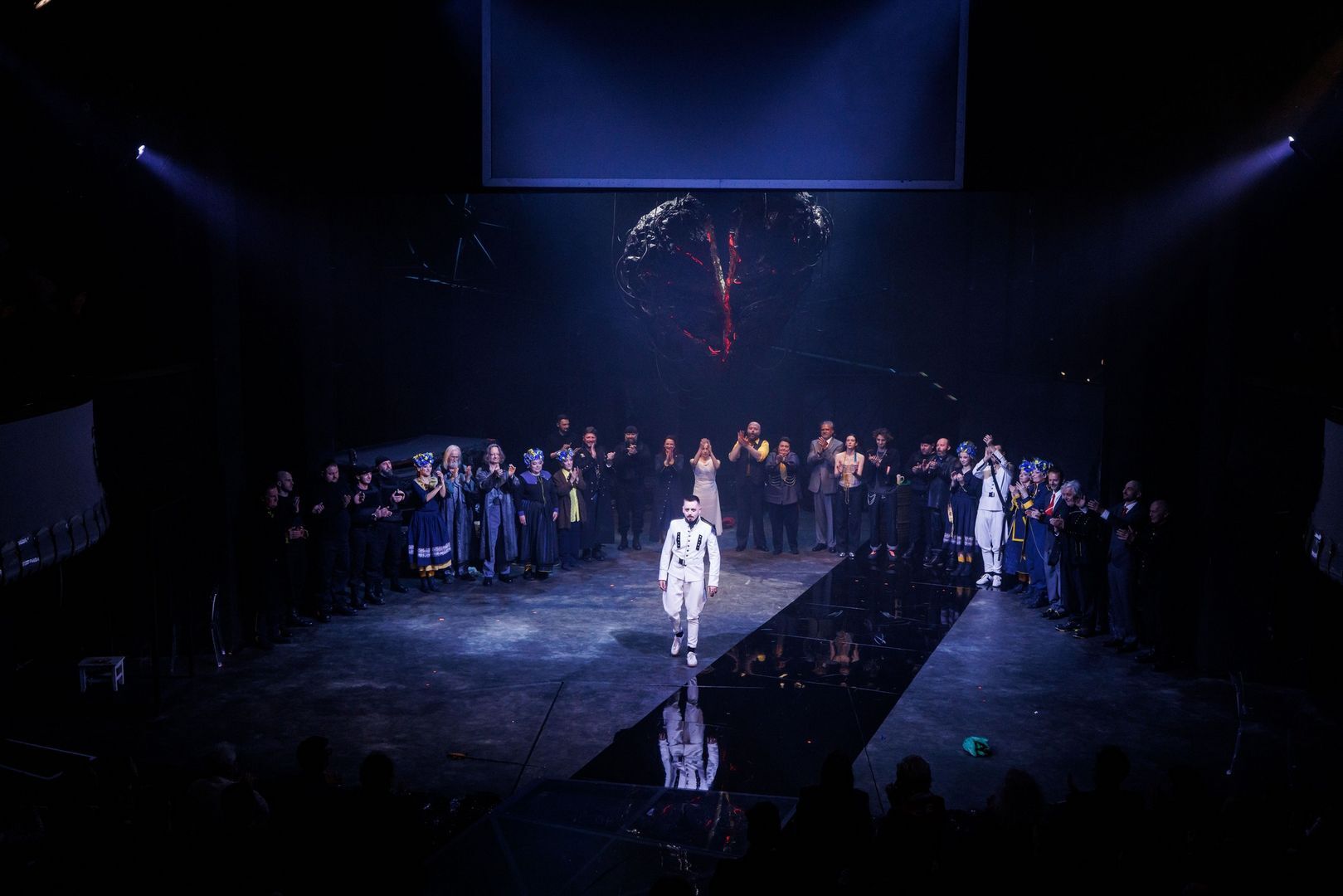 „Tragedyje Hamleta, ksiyncia Dynymarku” w Teatrze Śląskim im. Stanisława Wyspiańskiego w Katowicach. Prapremiera, 15 maja 2026