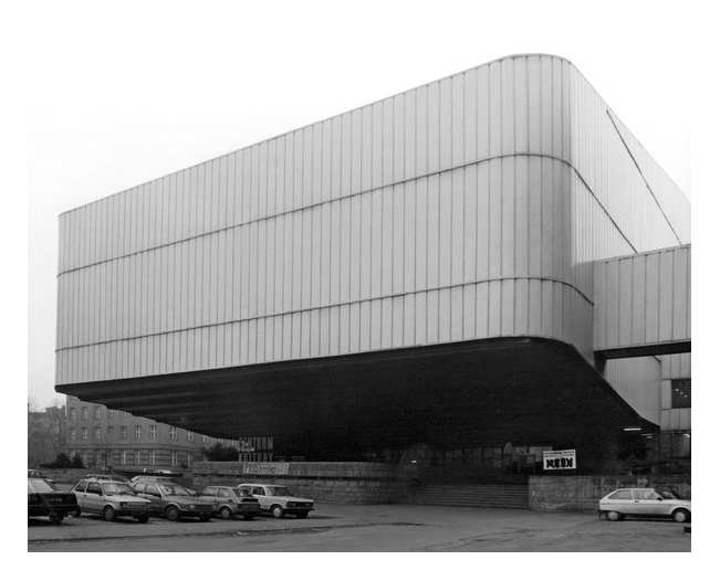 Dezember Palast, Katowice, lata 90. Fot. Fotopolska.eu
