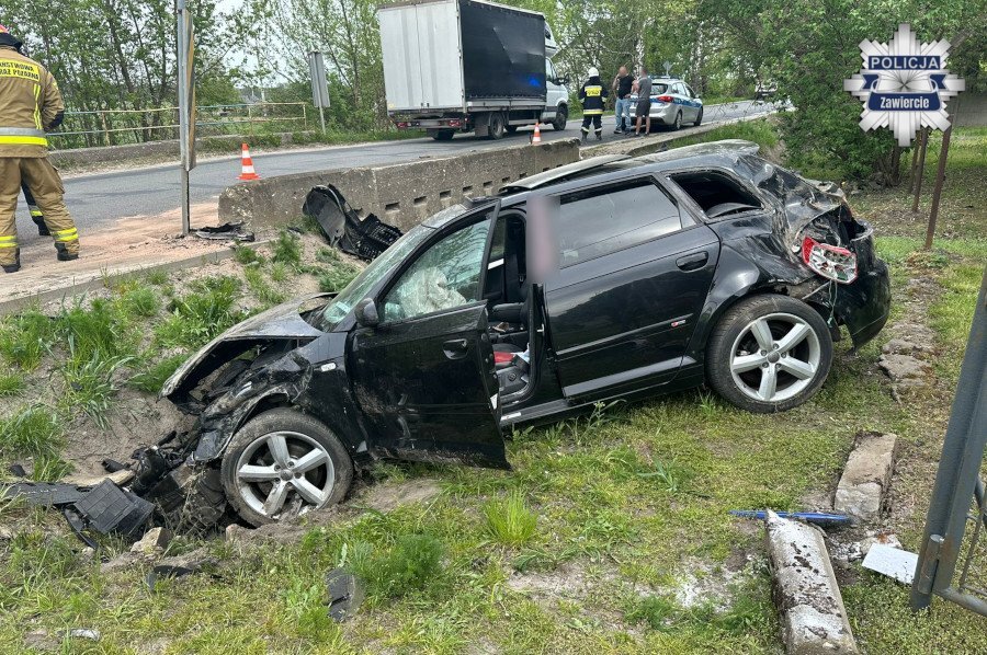 Kleszczowa, gmina Pilica, powiat zawierciański. Audi w rowie. Bytomianin za szybko jechał. 5 maja 2026