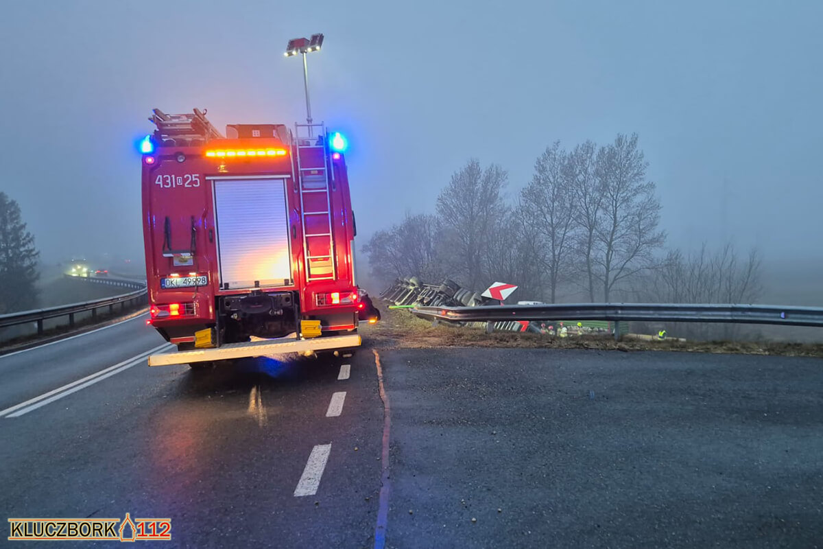 Kluczbork, DK45. Wypadek transportu kurczaków. 24 marca 2025.