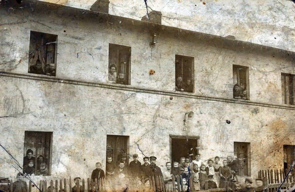 Jedno z niewielu zdjęć kolonii Pauls w Burowcu. Rok 1912. Zdjęcie udostępniła Beata Beata Abdallah-Krzepkowska