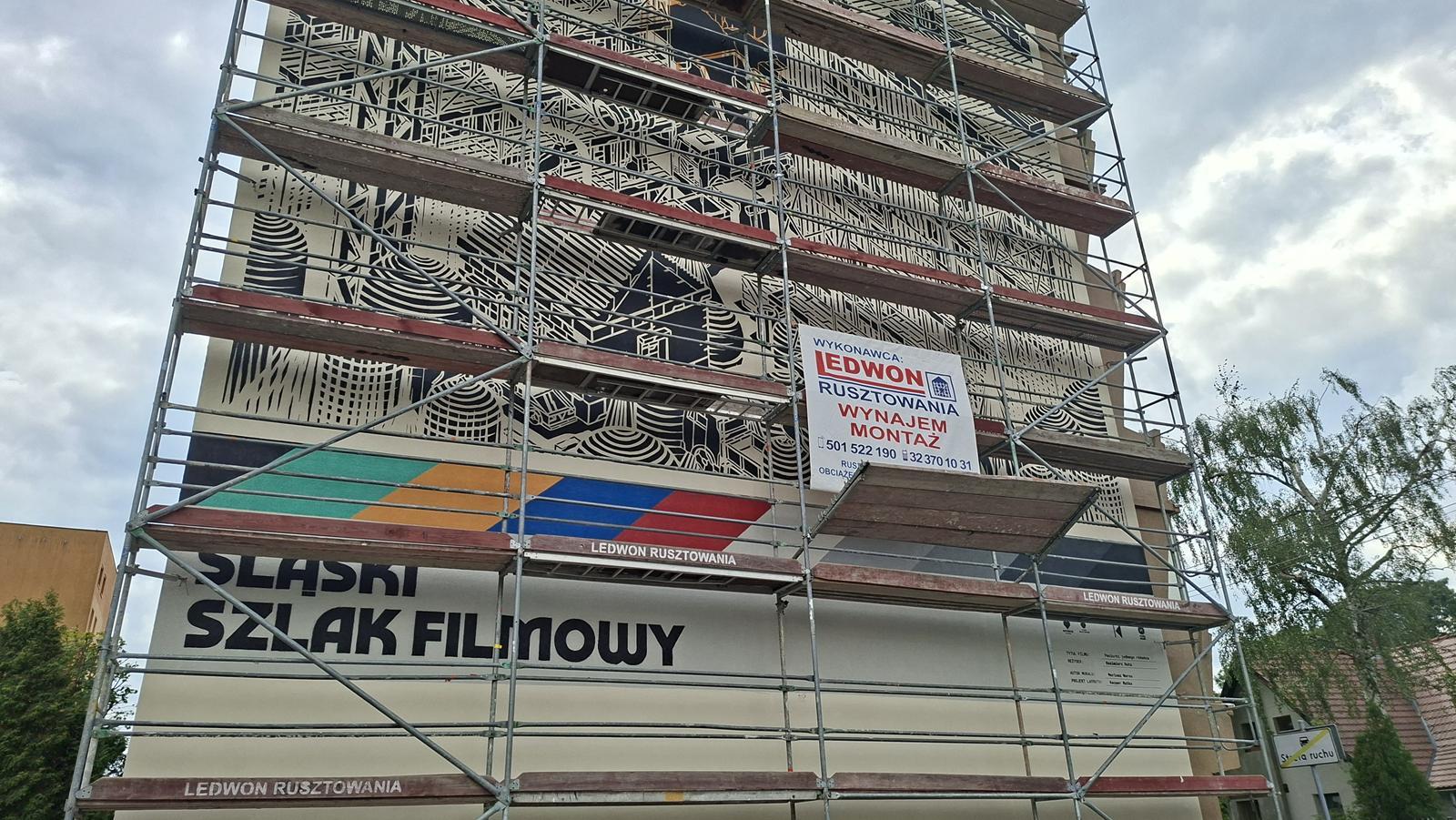 Mural Śląskiego Szlaku Filmowego w Giszowcu