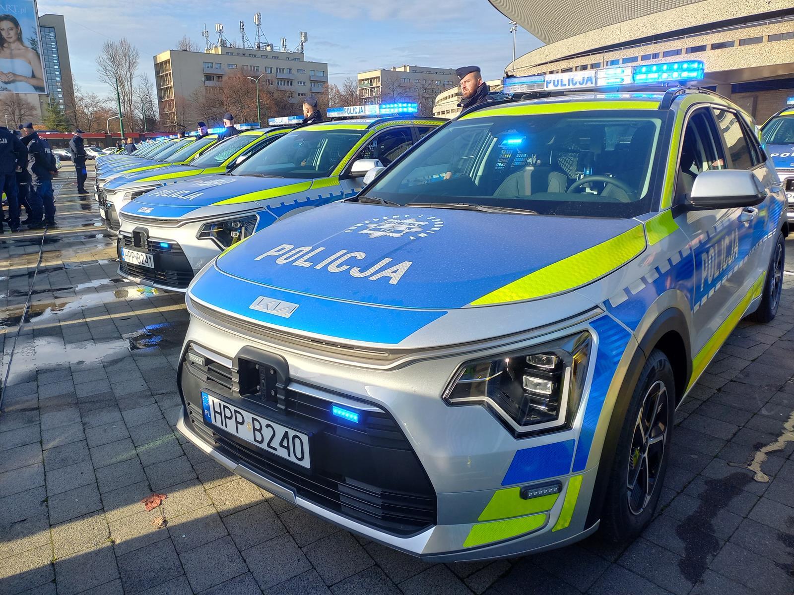 Nowe radiowozy slaska policja 25 Copy