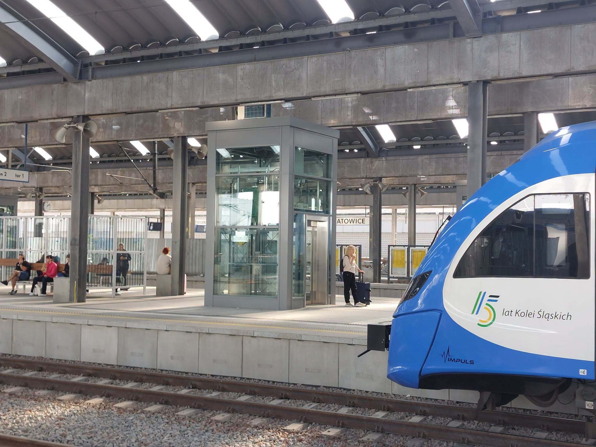 Nowe windy stacja PKP Katowice 3
