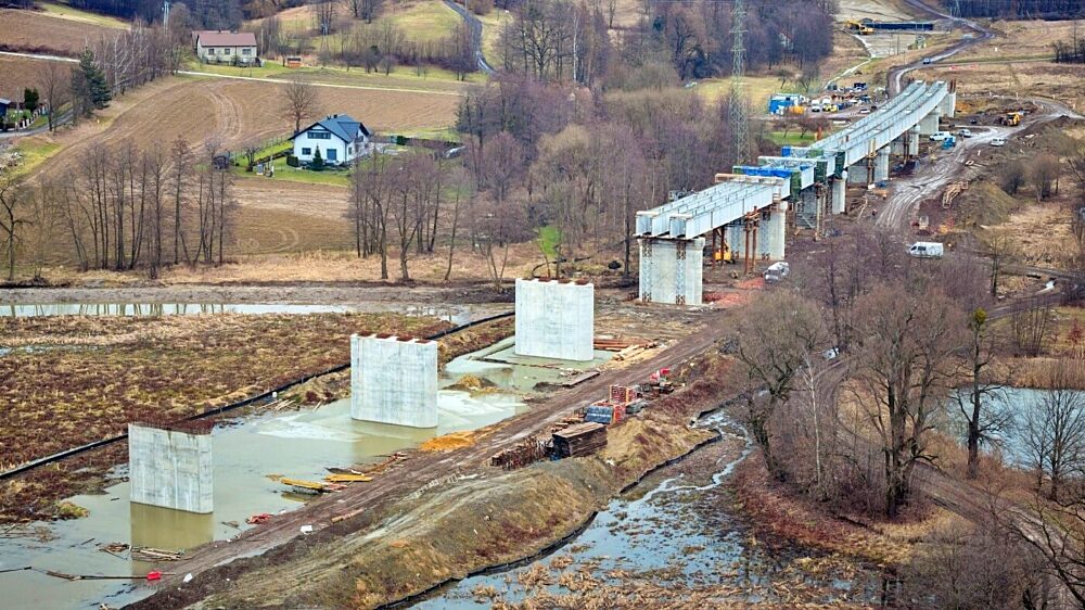 Nowy most kolejowy w Zebrzydowicach fot Łukasz Hachuła PLK SA