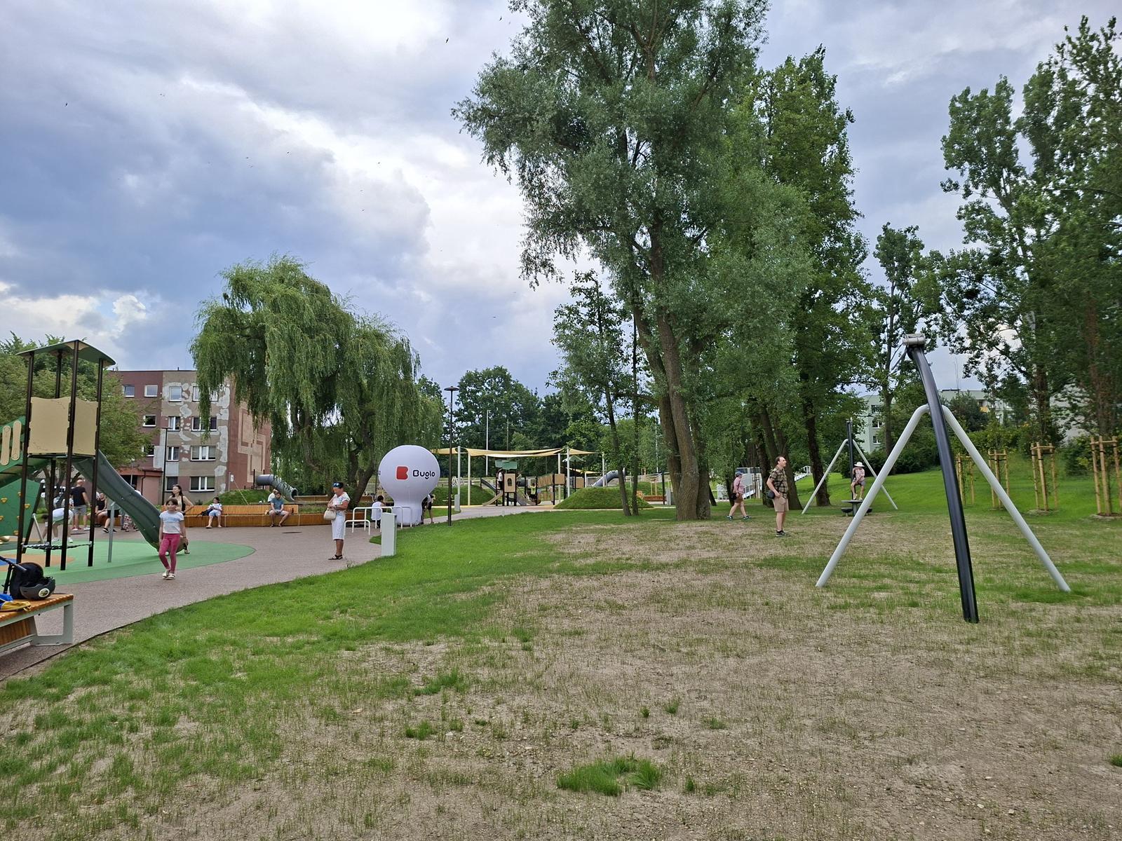 Nowy plac zabaw Mikolow 14