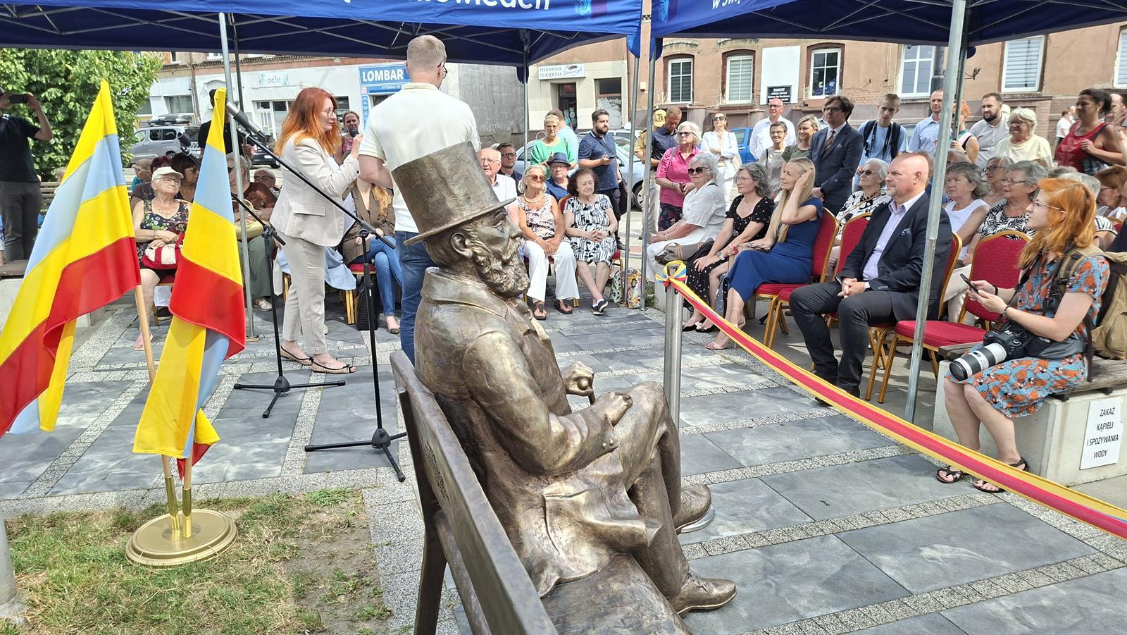 Odsloniecie laweczki ksiecia Guido Henckle von Donnersmarcka Swietochlowice 12