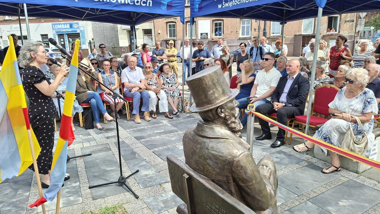 Odsloniecie laweczki ksiecia Guido Henckle von Donnersmarcka Swietochlowice 14