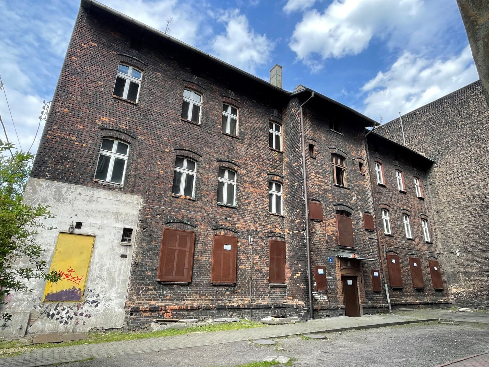 Oficyna 11 Listopada 8, Katowice Szopienice, przed remontem