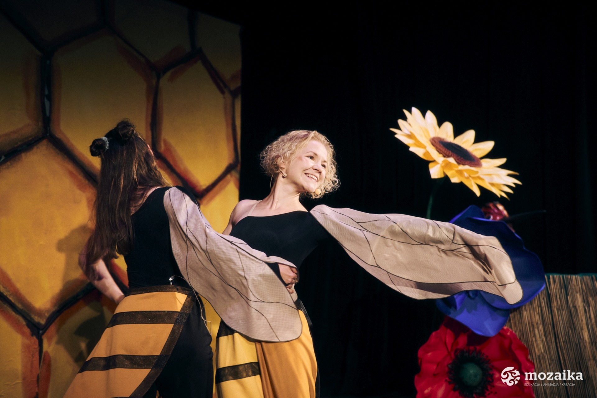 PSZCZOŁY TO MISTRZYNIE, Teatr Mozaika, Poznań